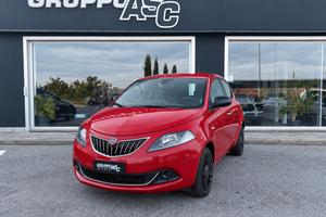 Lancia Ypsilon 5 Porte 1.0 hybrid 70 CV Gold ADAT