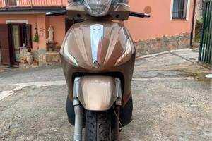 Piaggio Beverly 300ie 2011