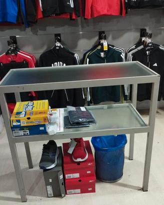 Stigliatura - Negozio Abbigliamento