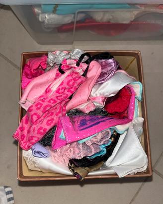 Box a sorpresa vestiti di barbie vintage