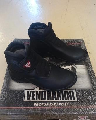 Scarpe motociclistiche 