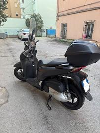 SH 300i Sport ABS 2017