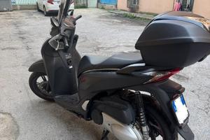 SH 300i Sport ABS 2017