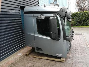 Cabina Mercedes AROCS ACTROS M media Tunnel 320mm