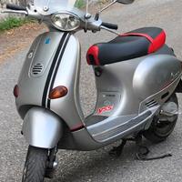 Vespa et4 125