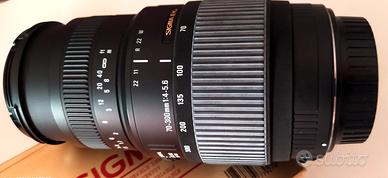 Obiettivo Sigma 70/300