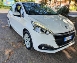 Peugeot 208 1.6 dci anno 2017 km 108000  ok per ne
