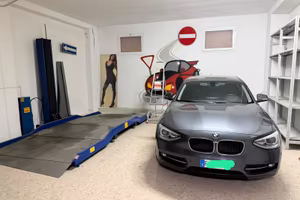 Posto auto in garage doppio. Bari centro.