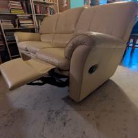 Divano tre posti in pelle