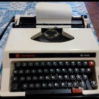 Macchina da scrivere anni 80 marca OLYMPIETTE orig