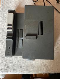 Proittore diapostive Leitz pradovit ra 150