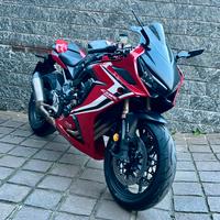 CBR 650R A2 ( a libretto )
