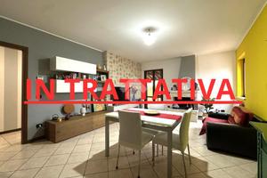 4 LOCALI A MONTECASTRILLI