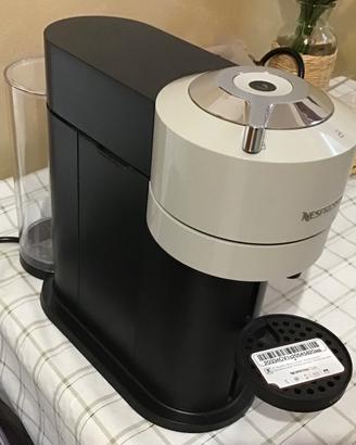 Nespresso Krups XN910B Vertuo Next