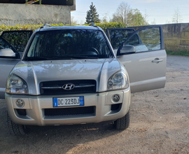 Hyundai tucson 4wd gpl unicoproprietario