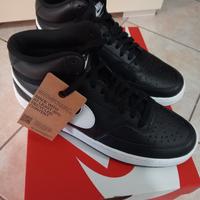 NIKE NERE COURT VISION N 42,5