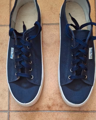 Scarpe sportive 