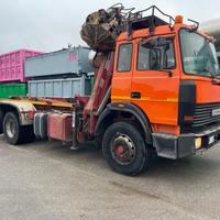 IVECO IVECO 190E26 SCARRABILE CON GRU PENZ E POL