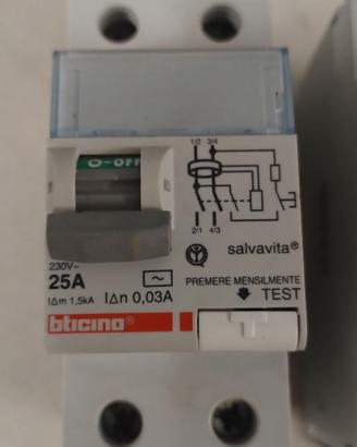 salvavita differenziale Puro BTicino 230v 25a