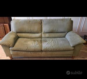 divano natuzzi e pouff