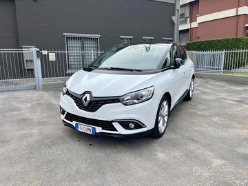 Renault Scenic Scénic Blue dCi 120 CV EDC Intens