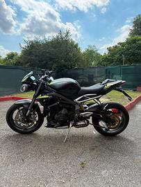 Triumph street triple 765 RS