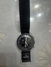 Omega x swatch SO33M100