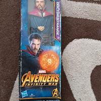 DOCTOR STRANGE 30 CM TITAN HERO