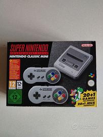 Super Nintendo classic mini nuovo e mai aperto.