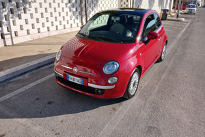 Fiat 500 rossa