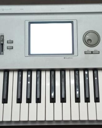 KORG TRITON 61