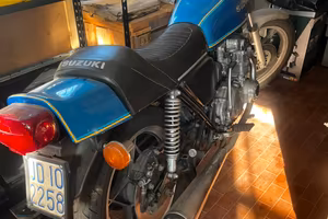 Suzuki gs500e