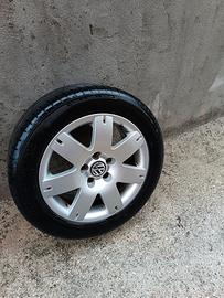 Gomme con cerchioni Volkswagen 