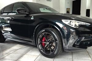 Alfa Romeo Stelvio 2.9 Bi-Turbo V6 510 CV AT8 Quad