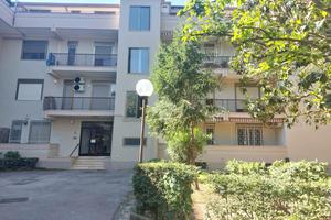 Caserta- via Laviano Parco Spazio 4 vani con box