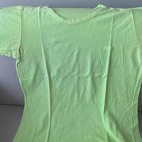 T-shirt verde acido con taschino collo tondo tg.L