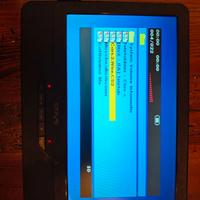 Lettore DVD SD da auto doppio schermo