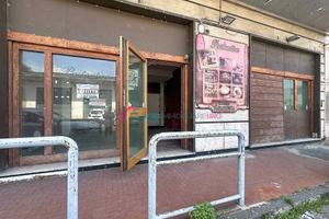 Immobile di 150 m² con 3 locali a Cimitile