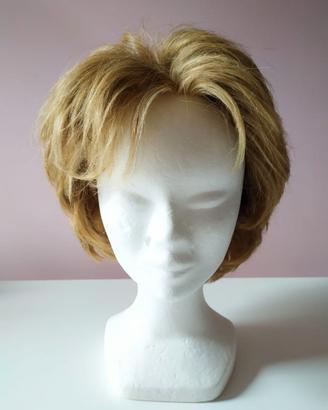 Parrucca bionda da donna per alopecia / chemiotera