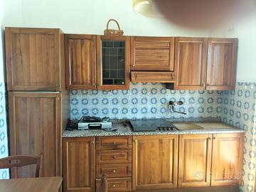 CUCINA E CAMERA DA LETTO