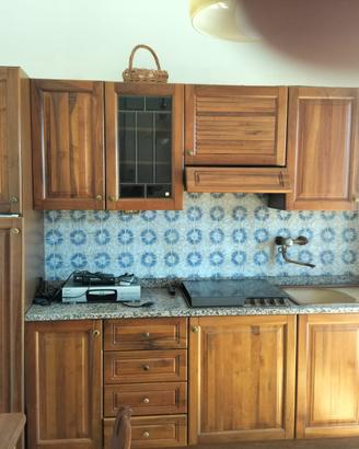 CUCINA E CAMERA DA LETTO