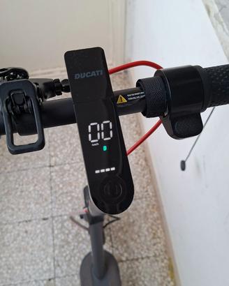 monopattino Ducati