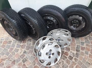 4 Gomme con cerchi 4 stagioni