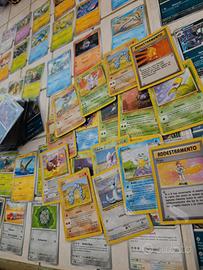 Maxi lotto Pokemon 150 carte miste vecchie moderne