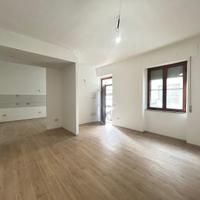 Trilocale libero da arredi