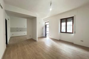 Trilocale libero da arredi