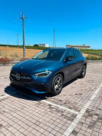 MERCEDES-BENZ GLA 200 AMG LINE PREMIUM