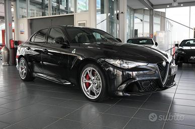 ALFA ROMEO Giulia 2.9 T V6 AT8 Quadrifoglio