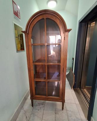 Vetrina in legno