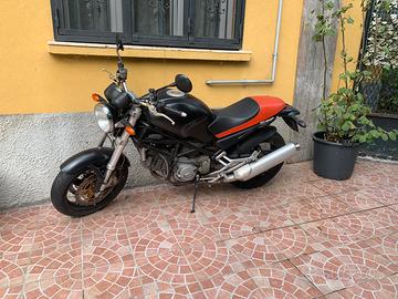 Ducati Monster 900 Dark i.e